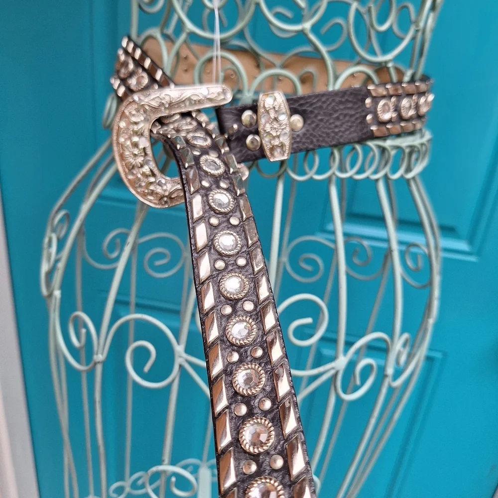Studded Leather Belt Metal Rivets Silver Crystal Studs Womens italian Western - Picture 3 of 17